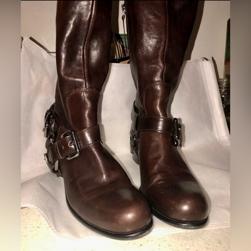 ❤️Miu Miu❤️Motorcycle Style. Size 39 - Picture 5 of 8